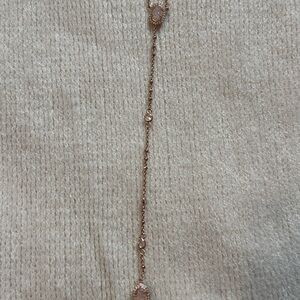 Elegant Gold Pendant Necklace